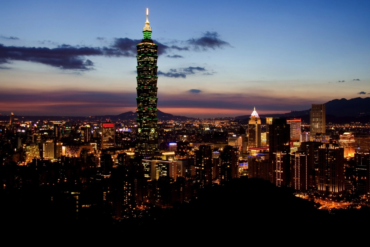 Tháp Taipei 101, được biết đến với cái tên Tháp Đài Bắc 101