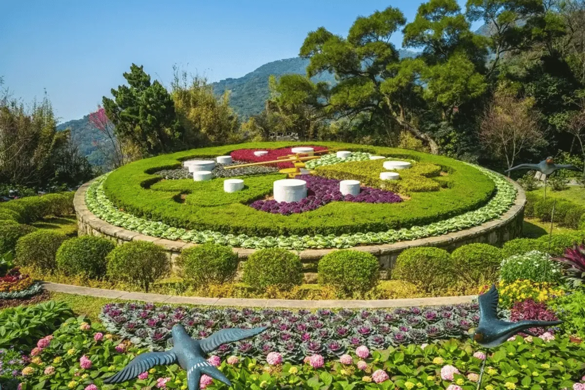 Chiêm ngưỡng Đồng Hồ Hoa khổng lồ - Flower Clock